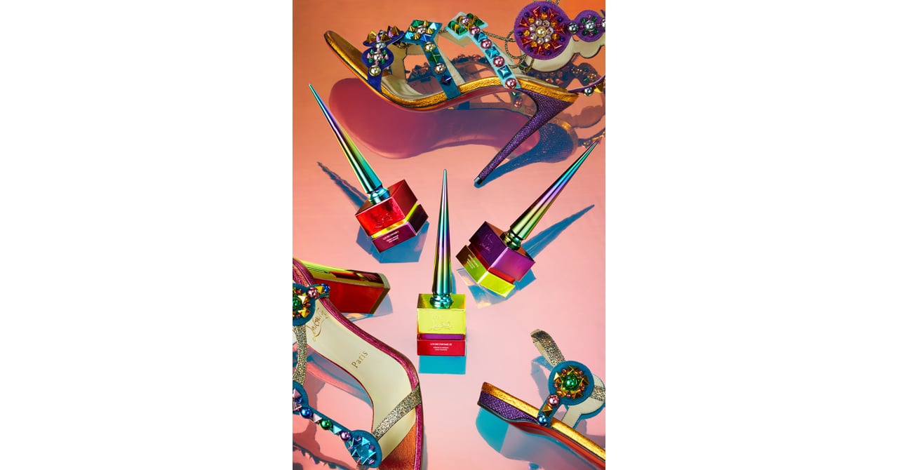 クリスチャン ルブタン」ポップなメタリックカラーの限定ネイル発売