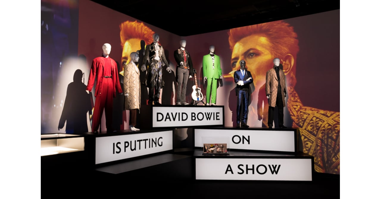 davidbowieis-teradasouko-