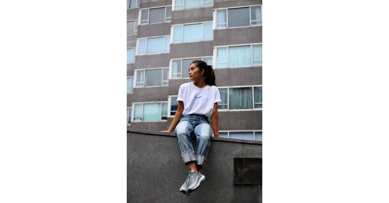 ナイキのスウッシュ刺繍入りTシャツがアトモスで発売