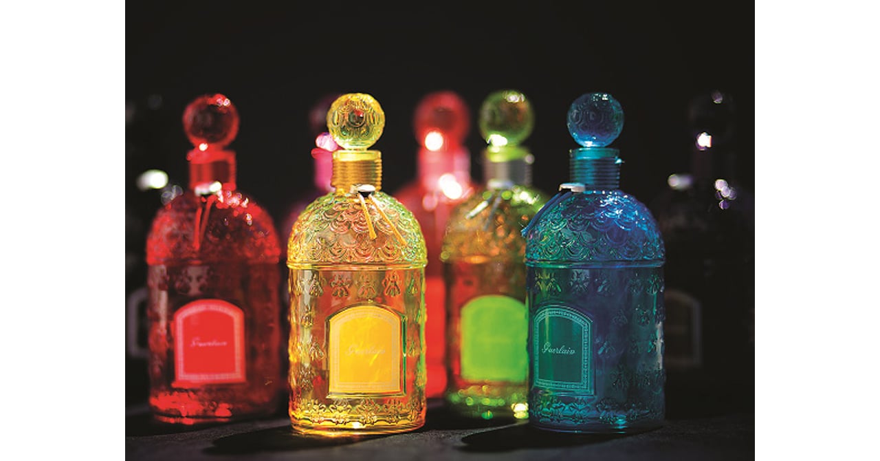 ゲランの色鮮やかな香水「カラー ビーボトル」が日本上陸、ギンザ