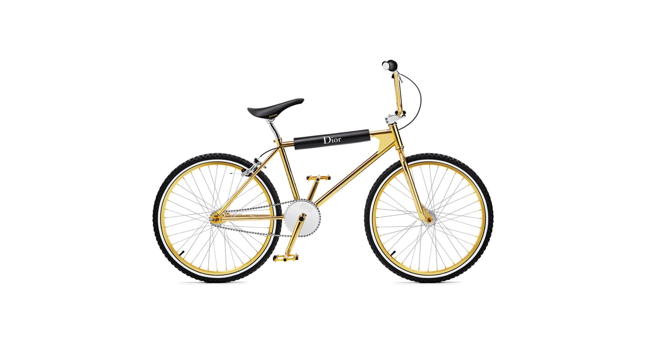 ディオールオム」ギンザシックス限定アイテムを発売、ゴールドのBMX