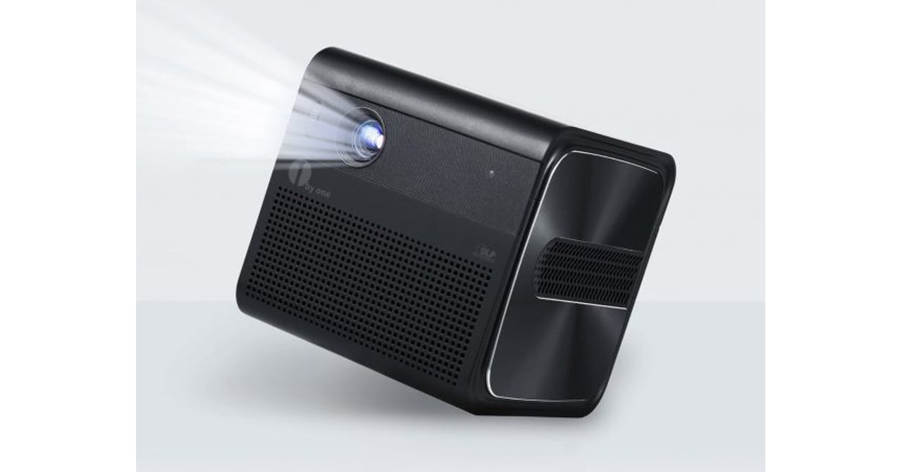 【決まりました】GOSHO モバイルプロジェクター 小型だけど200インチまで投影可能! GOSHOモバイルHDプロジェクター