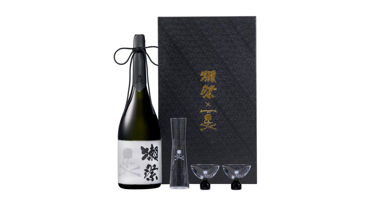 mastermind 獺祭コラボグラス＆デキャンタ 獺祭×マスターマインド・ジャパン」限定デザインの酒器セットを発売