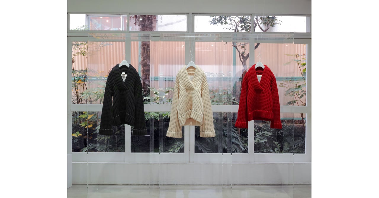 本日限定価格　マルタンマルジェラ　90年代　白タグ　 ニットケープ　ミスディアナ 本日限定価格 マルタンマルジェラ 90年代 白タグ ニットケープ ミス