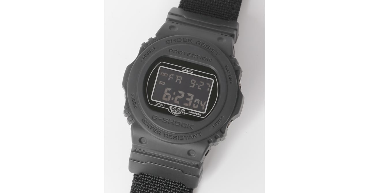 Gショック初期の名機「DW-5750E」のアーバンリサーチ別注モデル登場