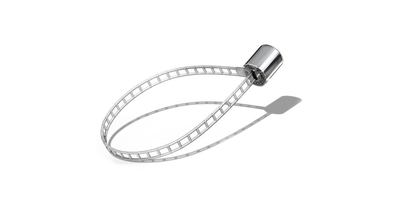 lv-tiffany-jewerly1213_001.jpg