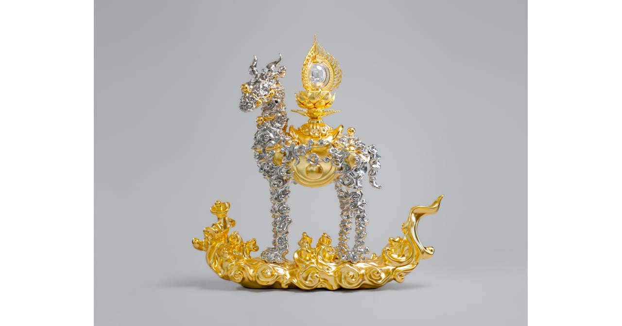 平和の象徴商品 正倉院展特設売店「天平」 / クリップアクセサリー〈螺鈿紫檀琵琶〉 正