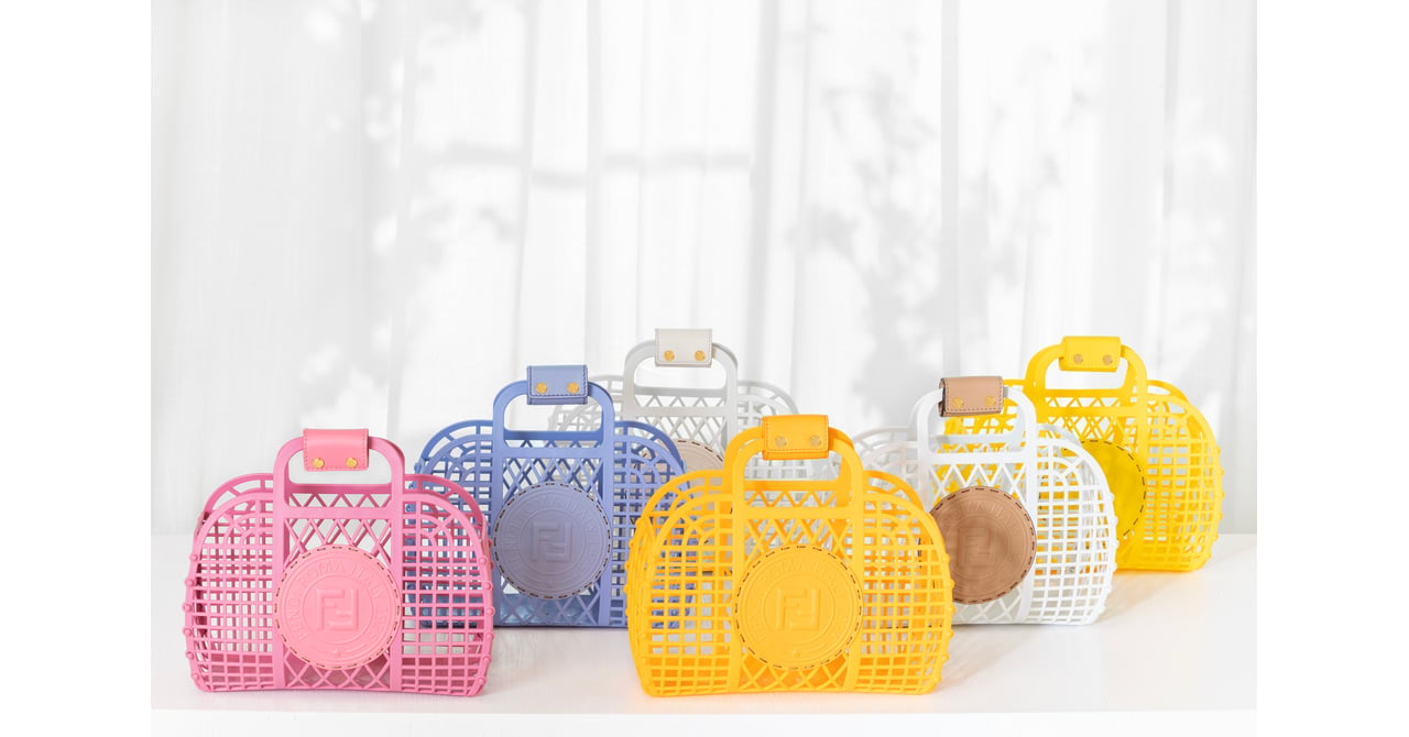 フェンディ夏の新作、ポップカラーのバスケットバッグ発売