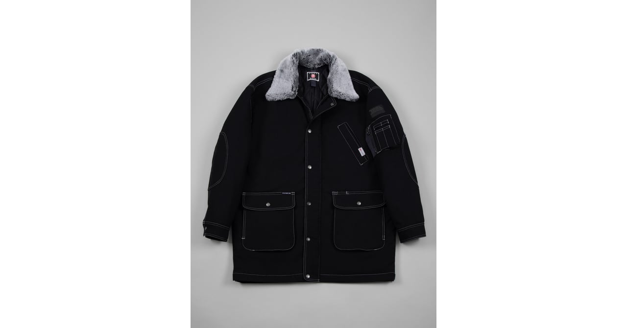 シンヤコヅカが寅壱とコラボ、ドカジャンをアレンジしたコート発売