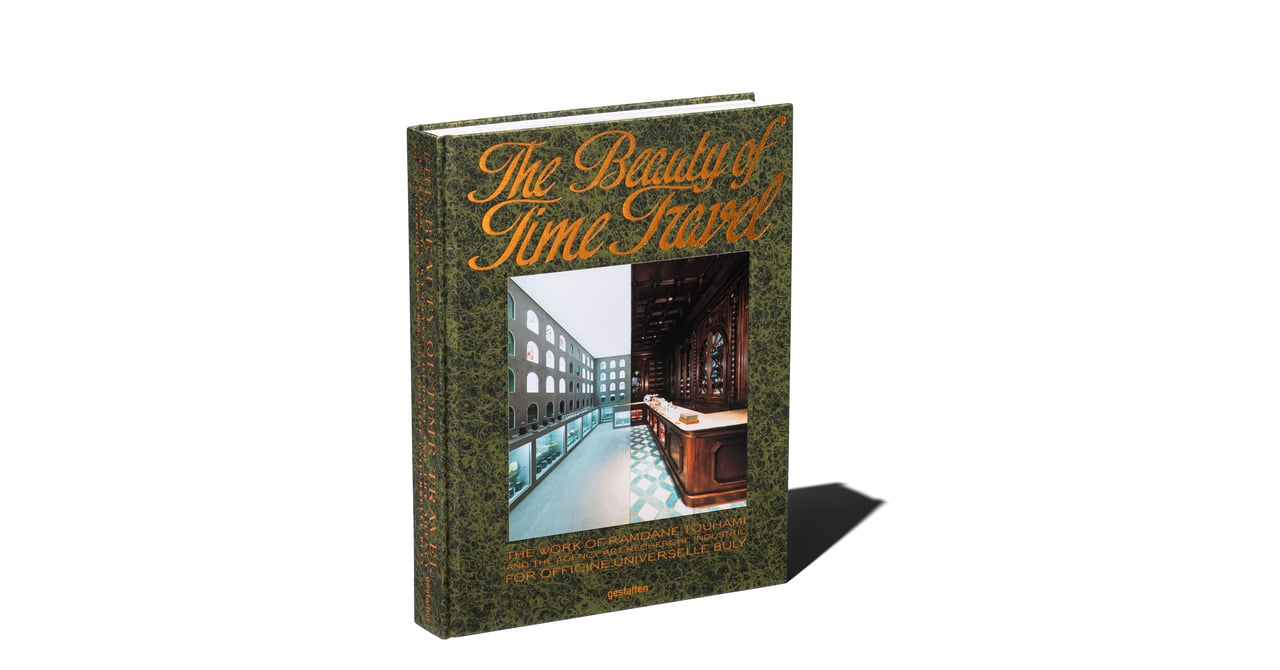 TheBeautyOfTimeTravel_front_24