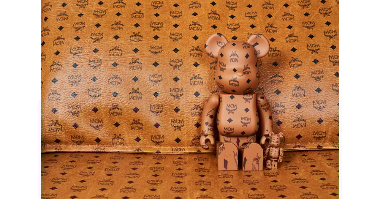 極美品　未使用級　MCM キーリング ロゴ金具　ヴィセトス柄　総ロゴ ブラウン エムシーエム Mode Creation Munich(MCM) コインケース 小銭入れ