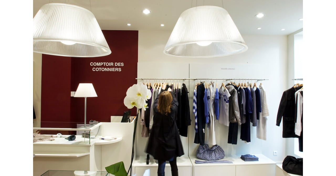 コントワーデコトニエ ラム ファーCOMPTOIR DES COTONNIERS 閉店続くファストリ傘下の「コントワー・デ・コトニエ」は今後どうなる