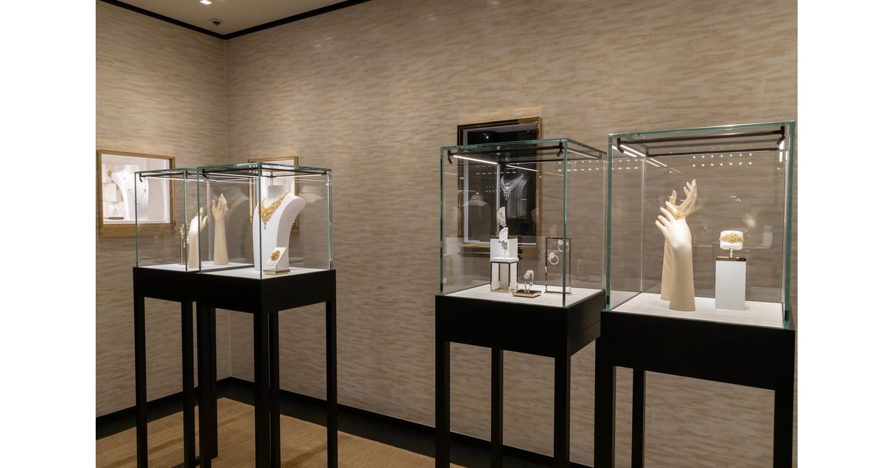 シャネル ファイン ジュエリー 銀座並木」がオープン、N°5にちなんだ