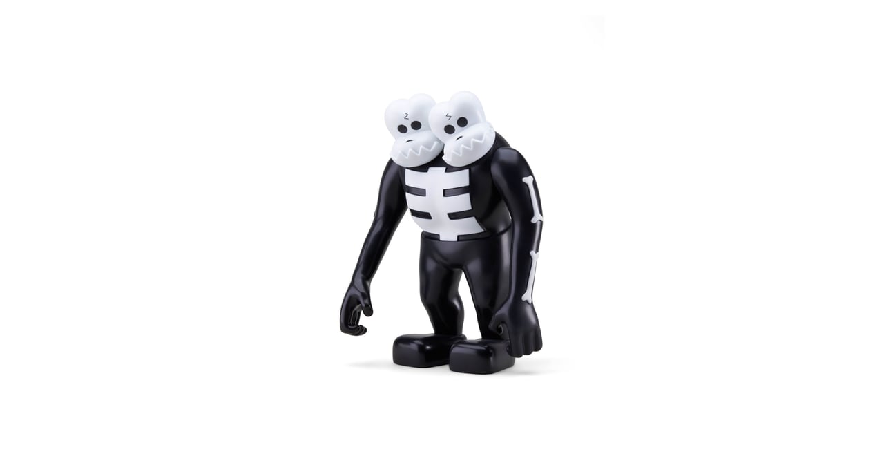 ネイバーフッドがバウンティハンターとコラボ ダブルヘッドの「SKULLS-KUN」を発売