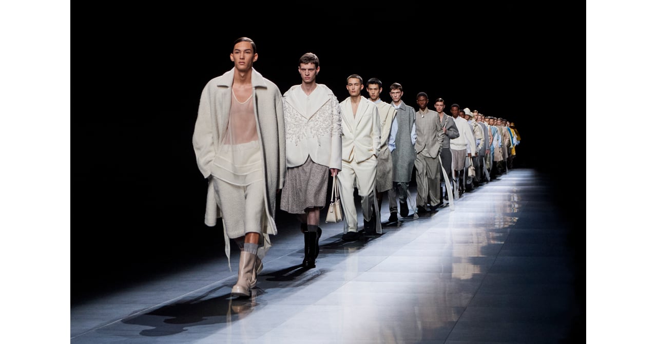 dior23aw_finale.jpg
