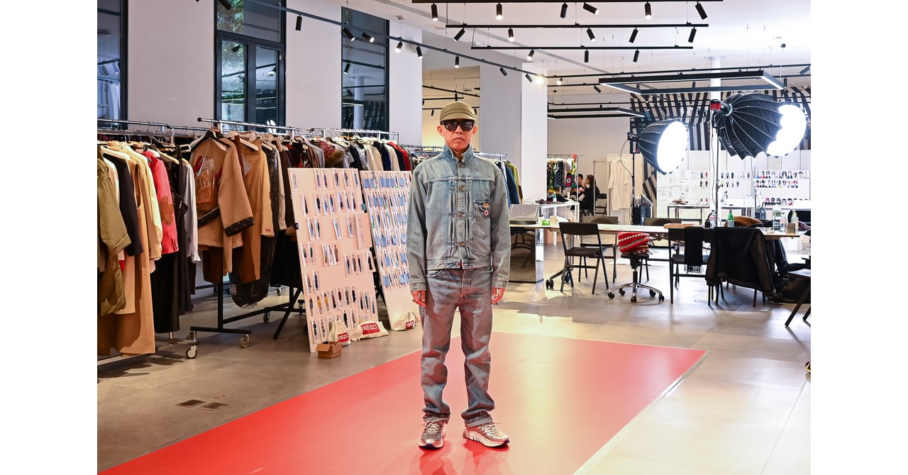 Kenzo_Office_adj_Paris23ss_004.jpg