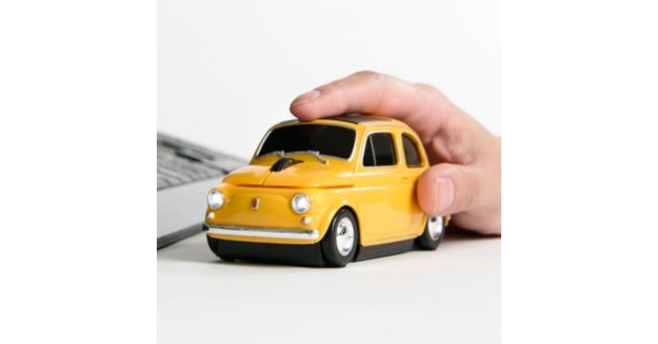 希少！ 大特価！フィアット FIAT 500 マウス USB ピンバッジ セット 希少！ 大特価！フィアット FIAT 500 マウス USB ピンバッジ