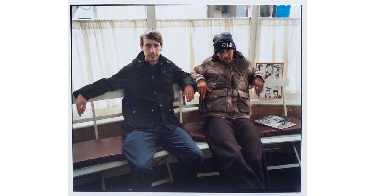 トップス palace Barbour fly fishin vest XL パレス スケートボードがバブアーとのコラボアイテム発売、代表モデル