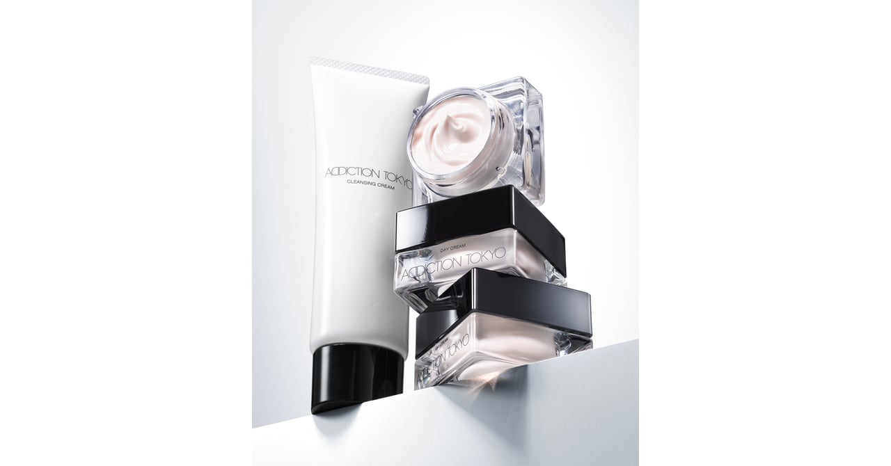 アディクションがスキンケアアイテムを発売 人気ルースパウダーの