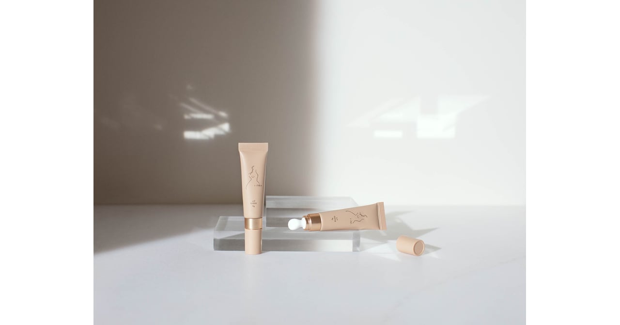 リーカ」初のリップグロスが登場 新感覚のアプリケーターで唇を“さらに