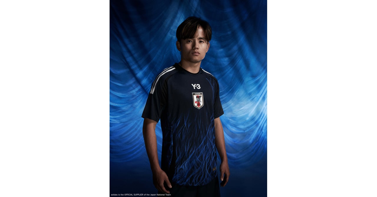 サッカー日本代表コラボブランド【Y-3】ナイロンカーゴポイント GQn4CB_akAEVMcD.jpg:large