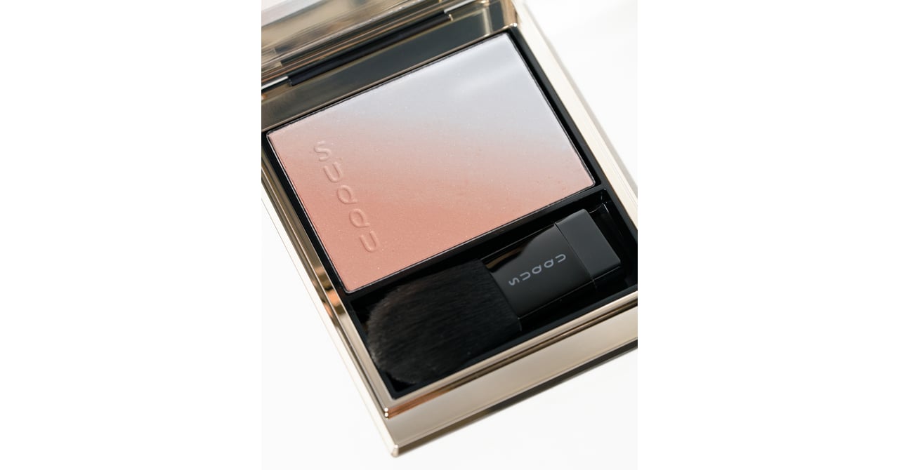 日々是コスメ】チークが苦手な人に試してほしい、SUQQUの“グラデチーク”