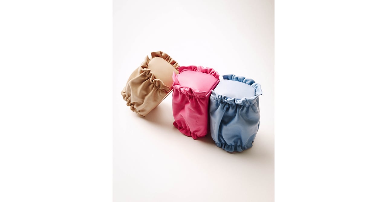 レペットが枕から着想した新作バッグ「OPERA BAG」を発売