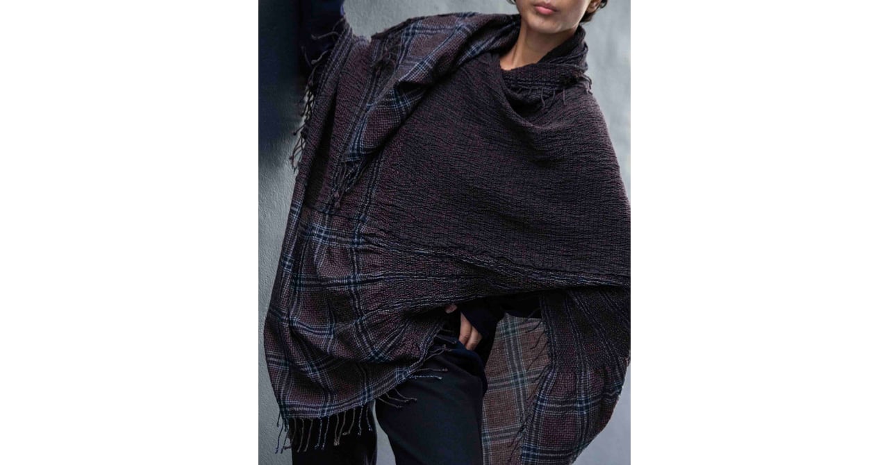 イッセイ ミヤケHaaTが「CREPE TARTAN」を紹介する展示を新宿と京都で開催