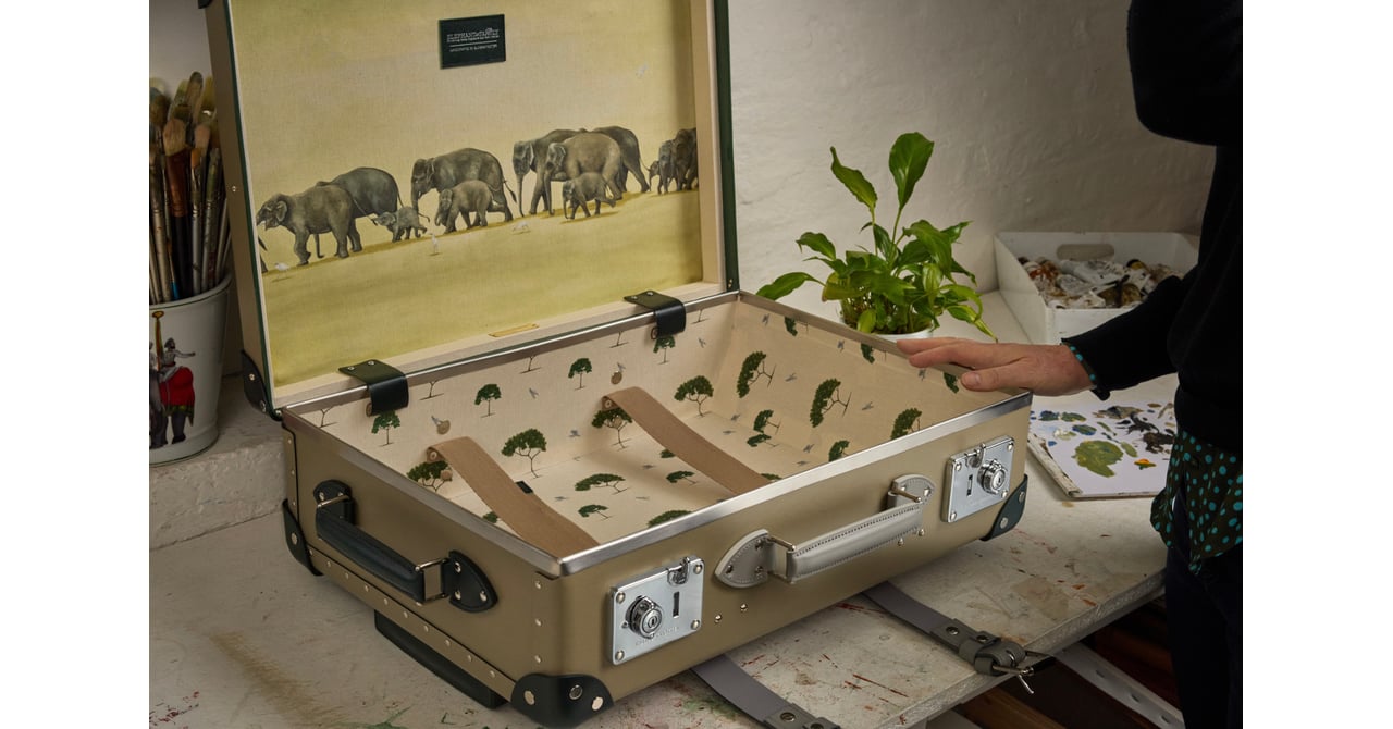 globe-trotter-elephant-family-