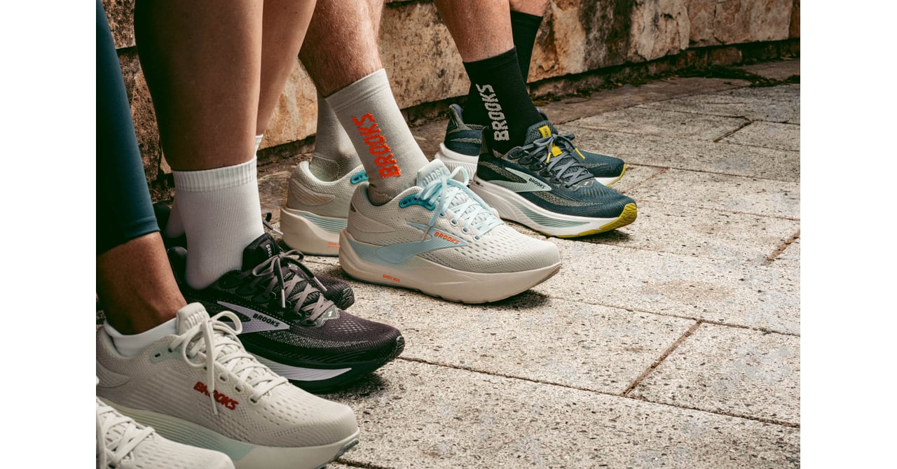 ブルックスの定番「ゴースト」の厚底モデルから新作 独自技術で高い