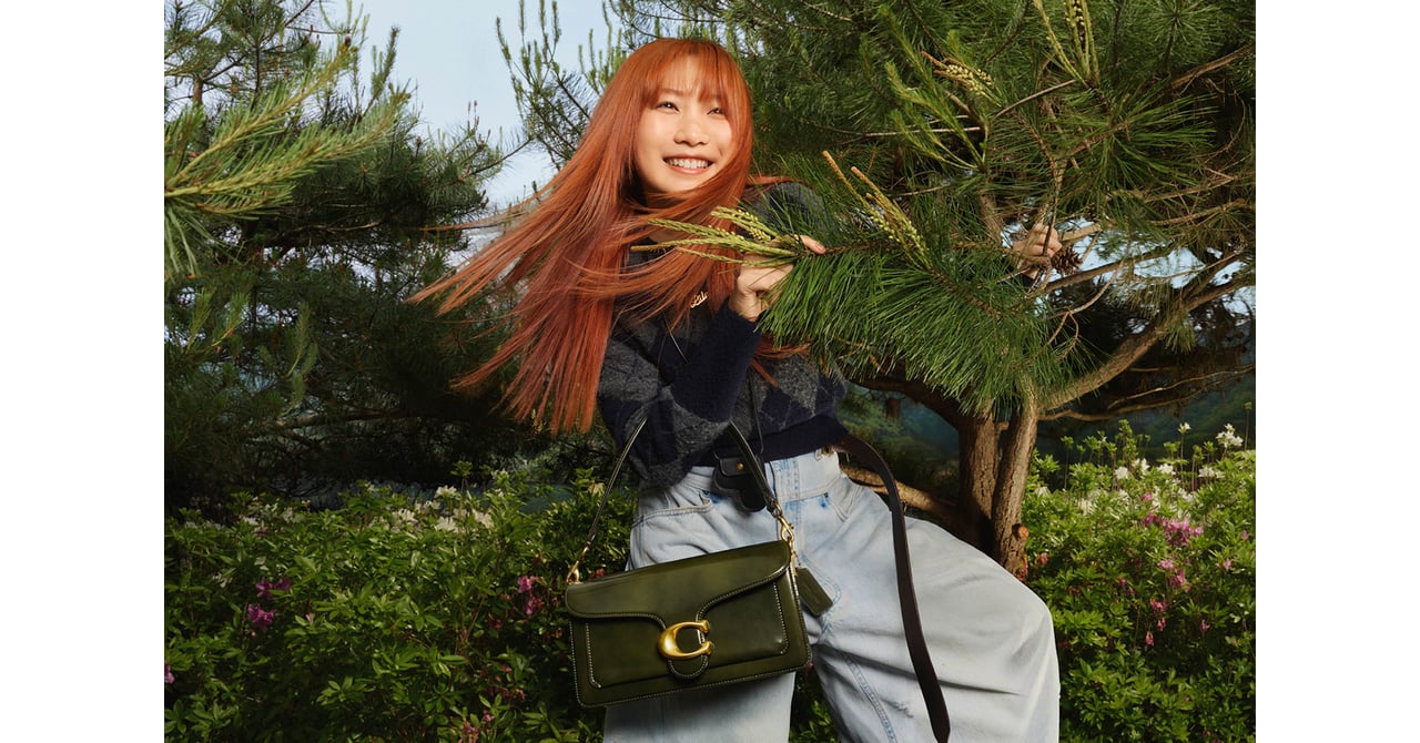 yoasobi-1-c725a2c4-738a-43bb-