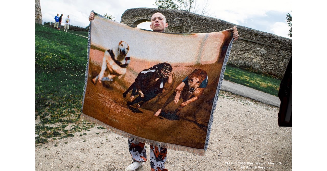 f-lagstuf-f-blur-20250901-001-