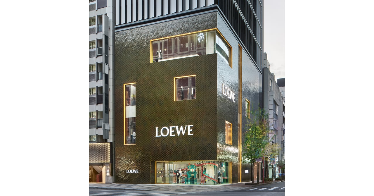 ロエベ、日本最大級となる店舗を銀座にオープン 世界初のギフト