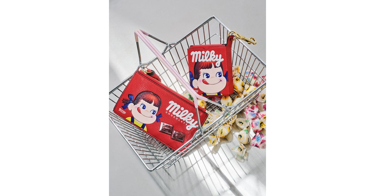 アニヤ ハインドマーチが「ミルキー」モチーフのレザーアイテム発売