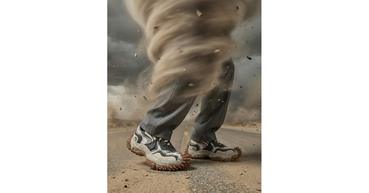 カンペールラボから近未来的なフォルムの新作スニーカーが登場、GR8で