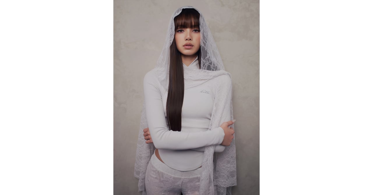 キス」がBLACKPINK リサをゲストデザイナーに迎えたコレクションを発売