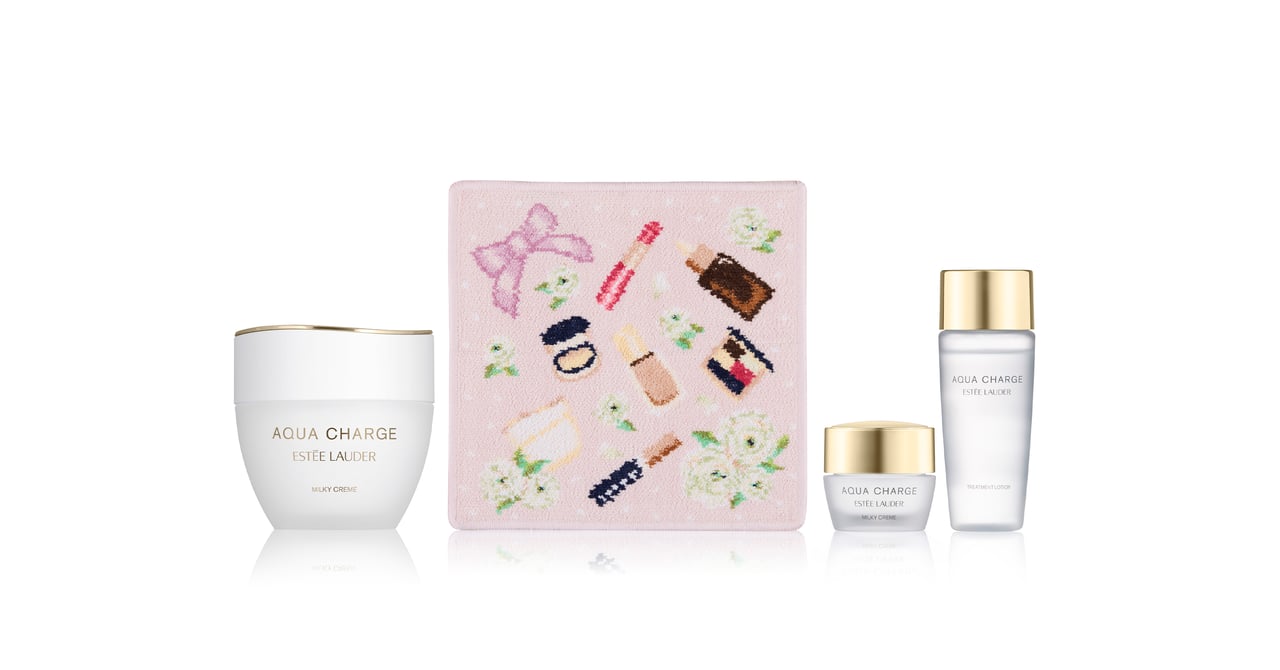 エスティ ローダー」がフェイラーとコラボ ハンカチ付きセットを発売