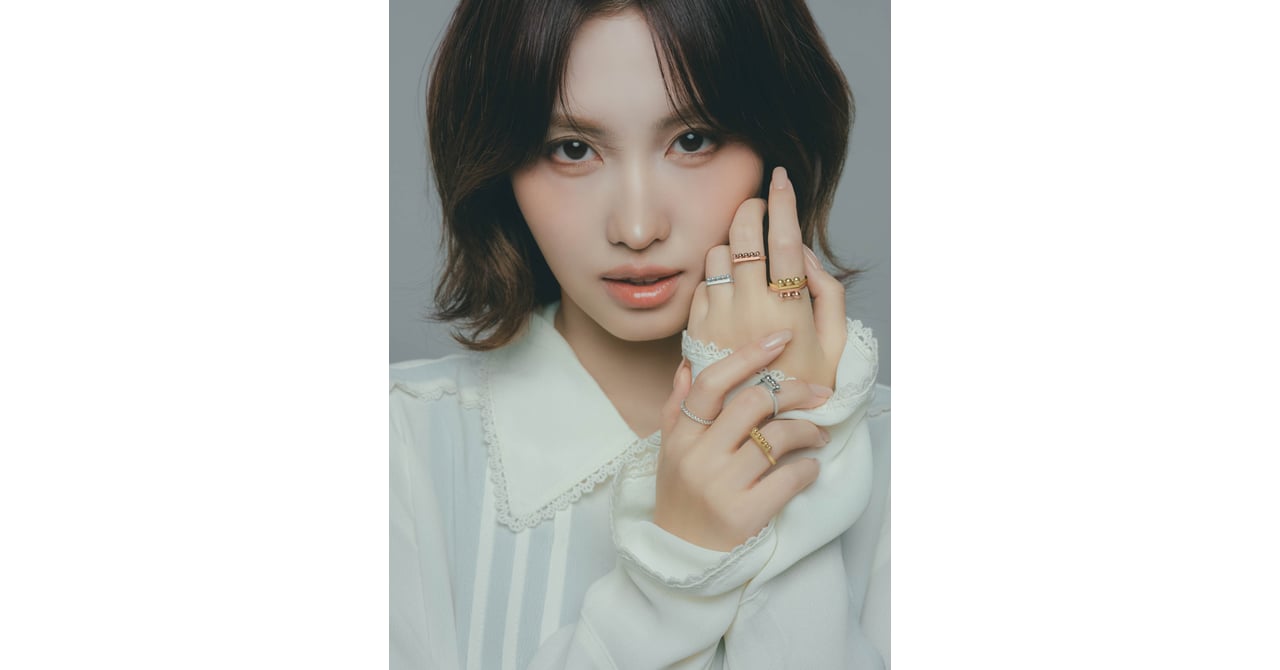 モデルにTWICE MOMO起用、タサキが初のメタルジュエリーコレクションを発売