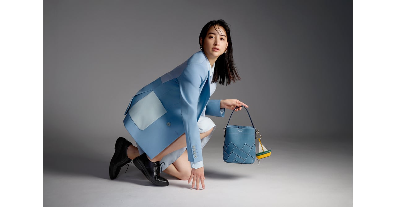 山本美月 ① 非売品 特大タペストリー B 1サイズ（合計 6点） 私のライフスタイルに寄り添ってくれるブランド」コール ハーンが日本