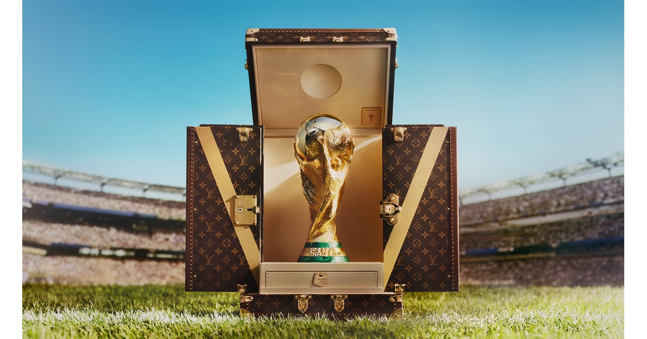 ルイ・ヴィトンがサッカーW杯2026の公式特注トロフィー・トランクを製作