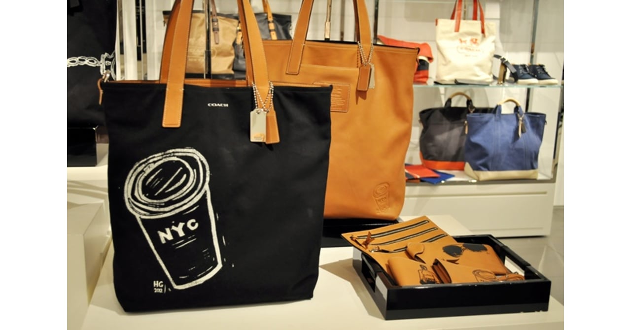 COACH × ヒューゴ・ギネス コラボトートバッグ レザー&キャンバス COACHメンズがアーティストと初コラボ 2012年春の新作発表