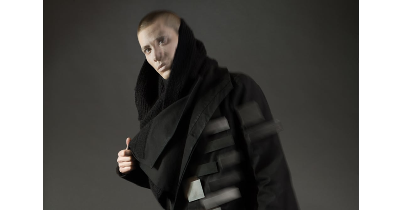julius_16aw_top_001.jpg