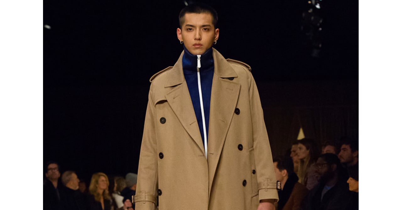 burberry_m16aw_top_001.jpg