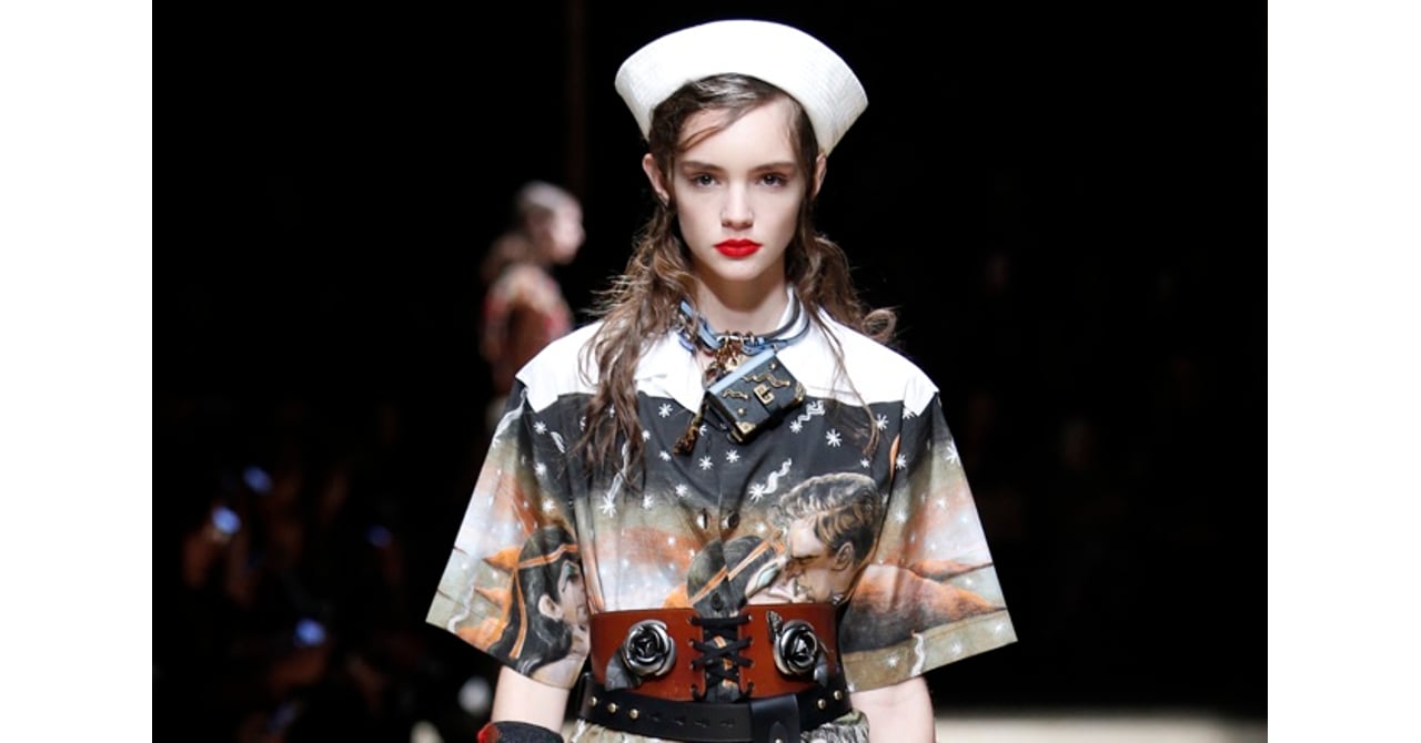 prada_201617aw_woman_top.jpg