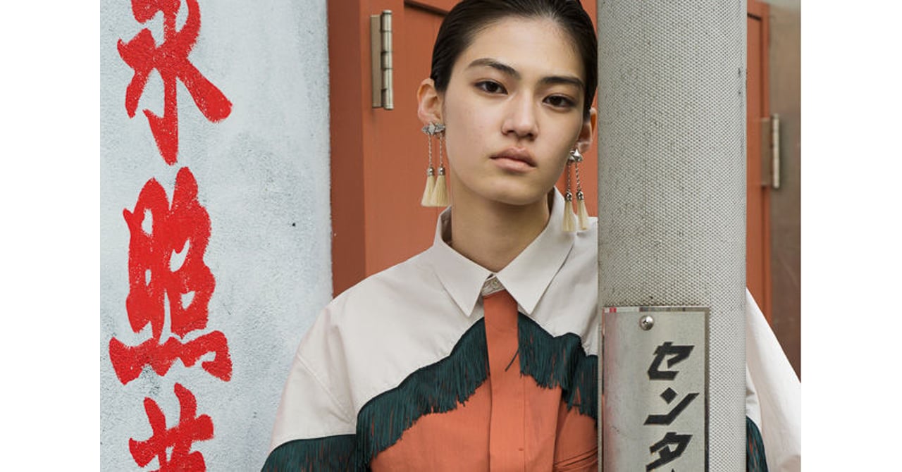 TOGA pulla ハイネックジップベスト TOGA mame sacai TOGA PULLA 2024ss LOOK1 – TOGA ONLINE STORE