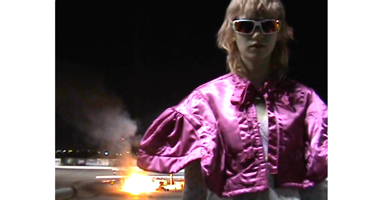 JennyFax-2022aw-top-001.jpg
