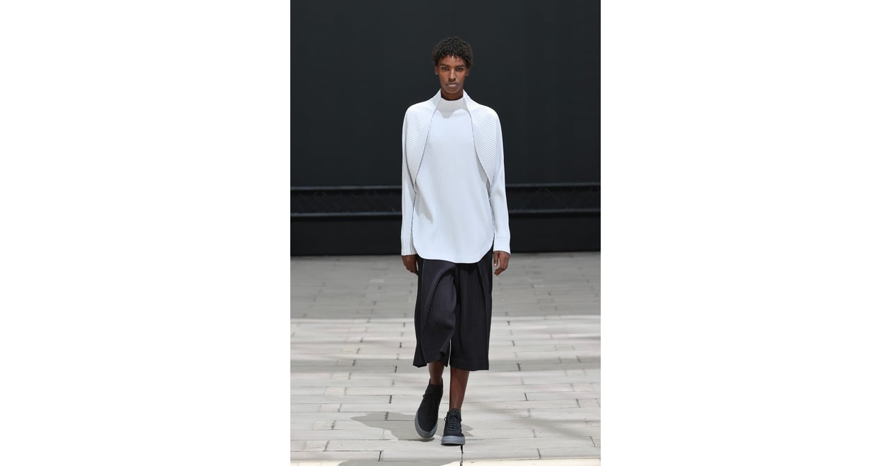 HOMME PLISSÉ ISSEY MIYAKE 2023年春夏コレクション | パリ HOMME PLISSÉ ISSEY MIYAKE 2023年春夏コレクション | パリ