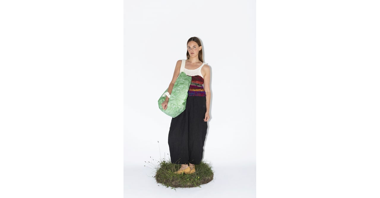 ANNTIAN23SS_top-001.jpg