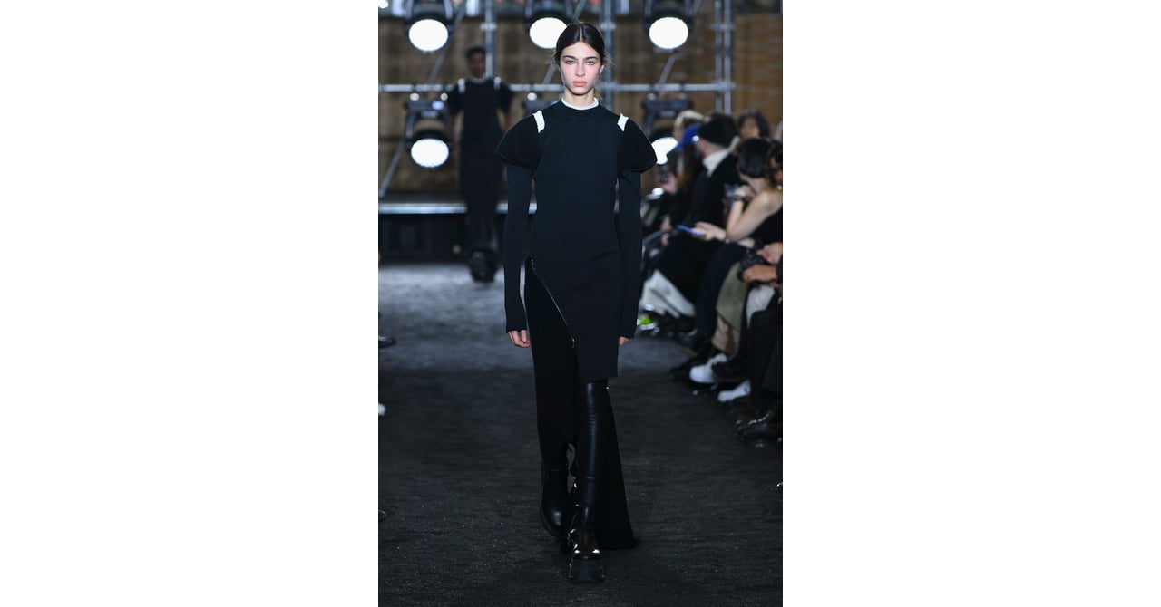 sacai Men's 2023 AW & Women's 2023 Pre Fall Collection sacai Men's 2023 AW & Women's 2023 Pre Fall Collection
