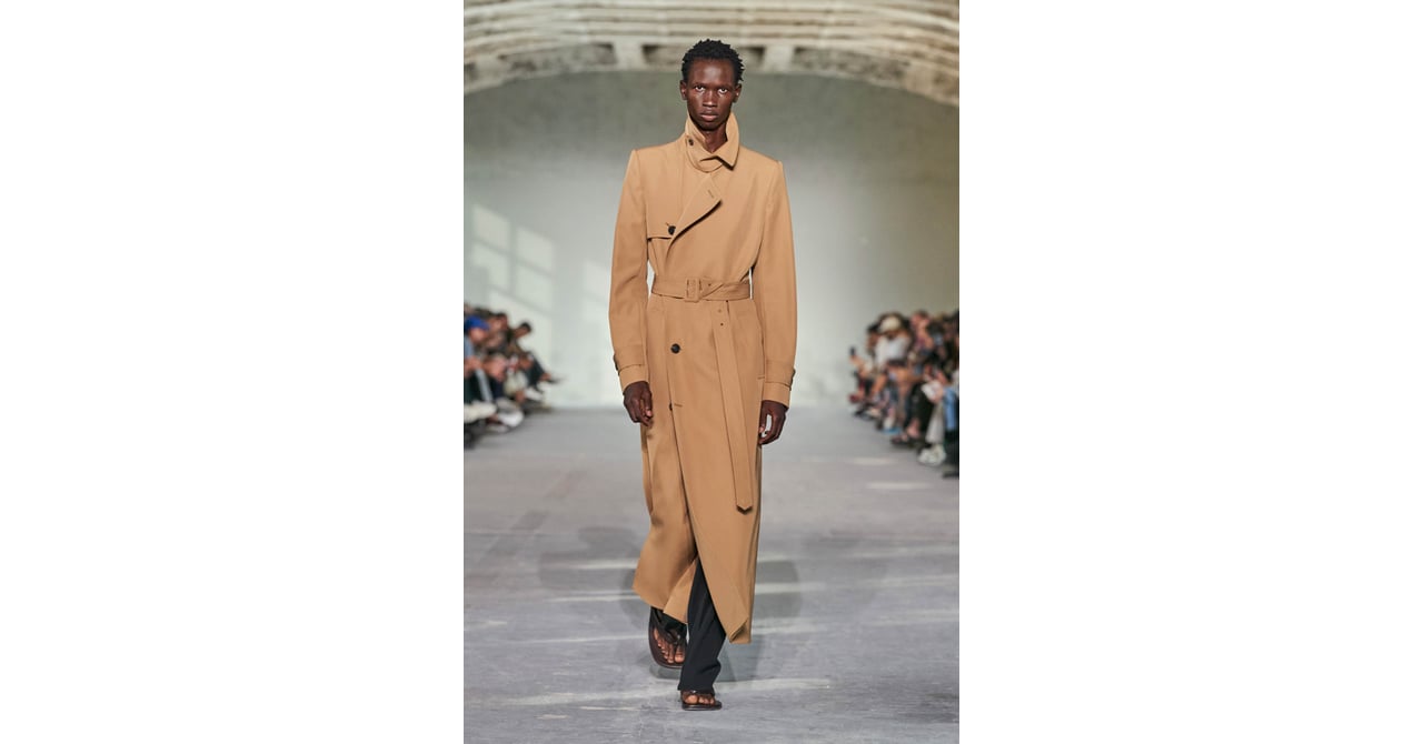【新品】DRIES VAN NOTEN 24SSシルクシャツ ランウェイピース DRIES VAN NOTEN ドリスヴァンノッテン アイボリー×ブラック
